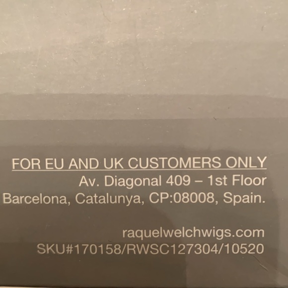 Raquel Welch Signature Collection Sheer Indulgence Wig 🤩offers welcomed💖 - Picture 8 of 8